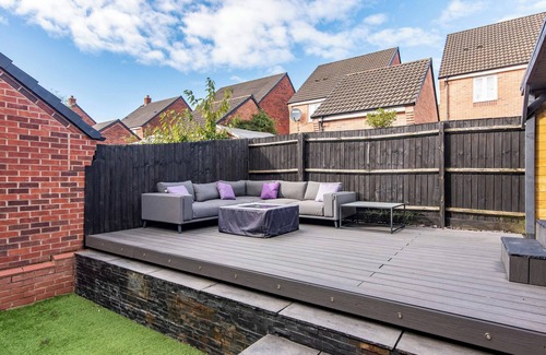 Derby Casa | Convenient 2 Bedroom House Near Derby City Centre