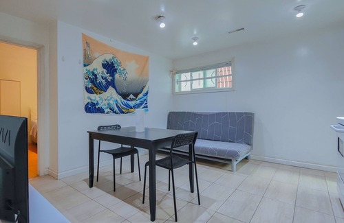 Renfrew-Collingwood Casa | Convenient and Cozy Suite for Your Vancouver Trip
