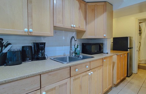 Renfrew-Collingwood Casa | Convenient and Cozy Suite for Your Vancouver Trip