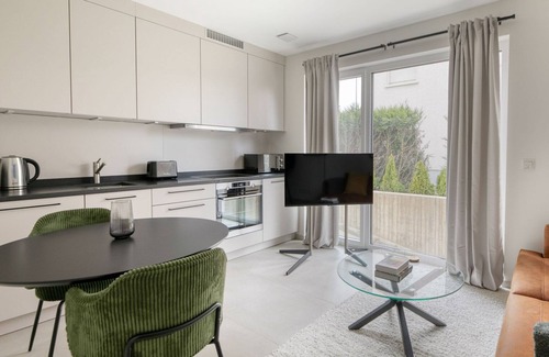 Cessange Apartamento | Convenient Cessange Studio w/ Balcony & Elevator, nr Buses, by Blueground