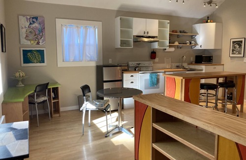 Richmond Casa | Convenient Chic Cottage