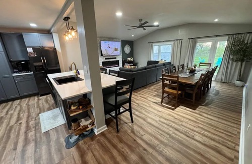 Indianapolis Casa | Convenient Comfort in the Heart of Indy