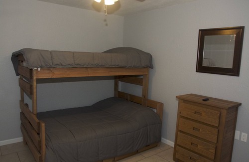 Bayou Cane Apartamento | Conveniente suite familiar / grupal