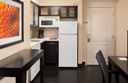 Buckhead Village Condominio | ¡Ubicacion conveniente! Suite Equipada con SHUTTLE GRATIS | Desayuno gratis + acceso al gimnasio