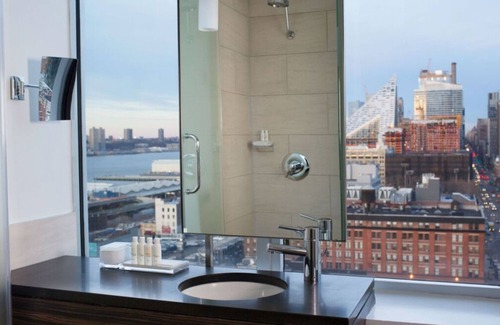 Hell's Kitchen Hotel | Convenient NVY Location! Steps to Chrysler Building, Empire State Building!