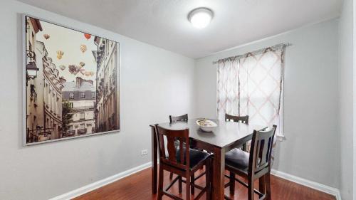 Dupont Casa | Convenient One bedroom with king bed near DIA