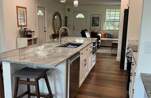 Arlington Park Casa | Convenient + Quiet + Relaxing / Close to Beaches + Close to Activities