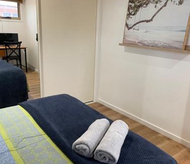 Robina Casa | Convenient Room next to Bond University