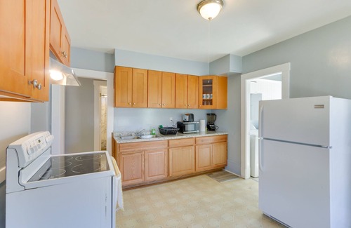 Springfield Apartamento | Convenient Springfield Apartment 3 Mi to Downtown!