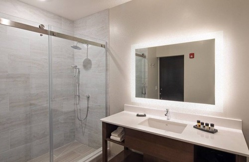 Winters Casa | Convenient Stay in Winters! 2 Pet-friendly Units, Free Parking, Prime Location!