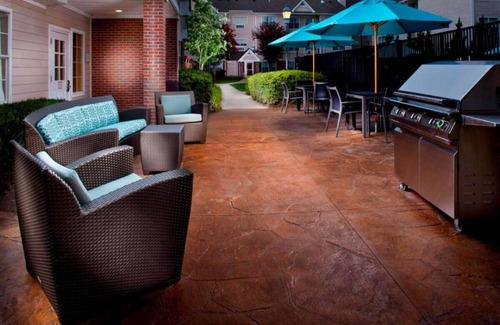 Homewood Hotel | Convenient Stay, Superb Location! 2 Posh Units close to Birmingham Zoo