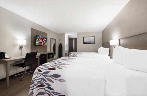 Weedsport Casa | Convenient Stay w/ Complimentary Breakfast! Near Old Brutus Historical Society