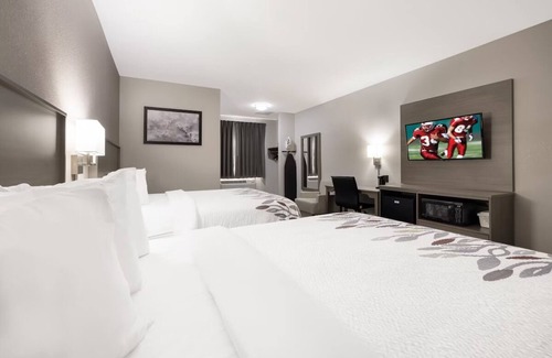 Weedsport Casa | Convenient Stay w/ Complimentary Breakfast! Near Old Brutus Historical Society