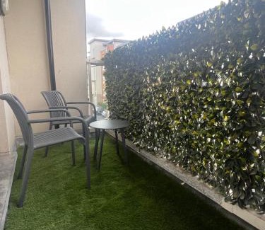 Sutton Cross Apartamento | Conveniently Located, 2 Bedroom Modern Apartment
