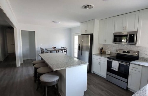 New Bern Casa | Conveniently Located 3 Bedroom 2 Bathroom House