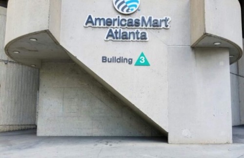 Peachtree Center Condominio | Conveniently Located Downtown Apartment