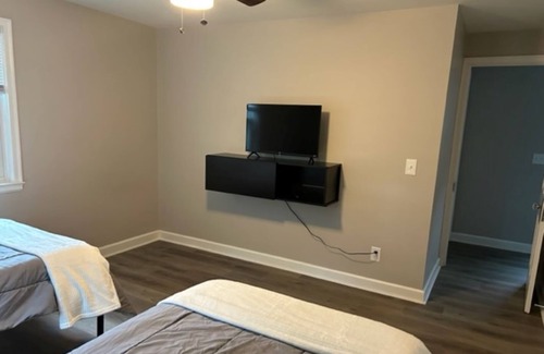 Webster Casa | Conveniently Located - Right off 104 Expressway