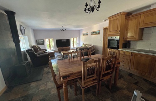 Abercwmboi Casa | Converted Barn bike park wales, Pen-y-Fa, Brecon, waterfalls, pet friendly