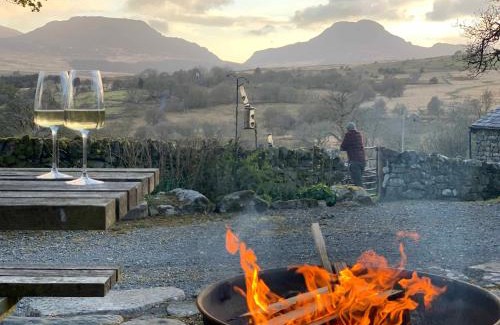 Snowdonia National Park Area Casa | Converted barn, perfect MTB break, Coed y Brenin