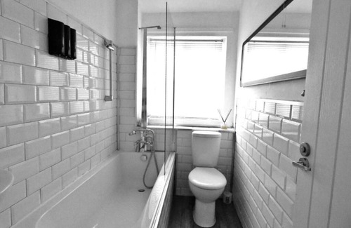 Swindon Cama Y Desayuno | converted Railway Cottage