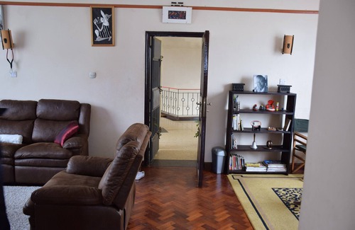 Parklands Apartamento | Convenientemente limita con Westlands / Parklands