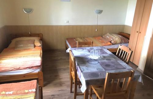 Szajol Cama Y Desayuno | Convoy Panzió