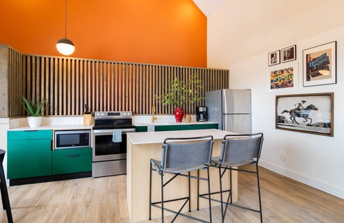 Buena Vista Apartamento | Conway B203 by AvantStay | Private Balcony, Near Broadway