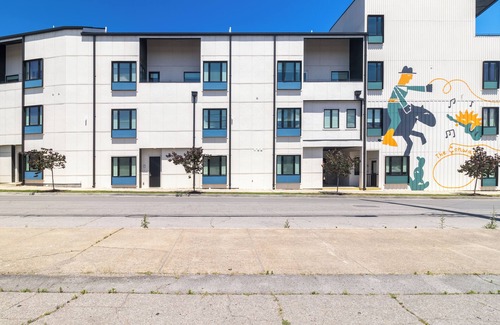 Buena Vista Apartamento | Conway D104 by AvantStay | Modern Downtown Studio, Minutes to Broadway