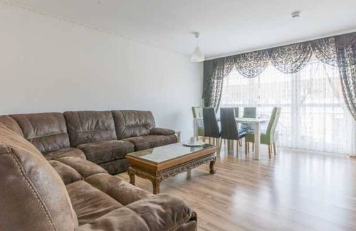 Ricklingen Apartamento | CONZEPTplus - Apartamento de 4 habitaciones | ID 6125 | Wi-Fi