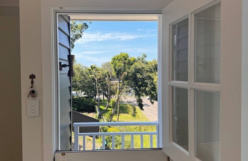 Terrigal Casa | Cooee Cottage. Where coastal charm meets joyful living at Terrigal Beach.