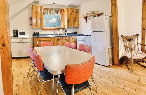 Cooksburg Cabina | Cook Forest/FREE WIFI,Firewood,A/C, Dog Stay