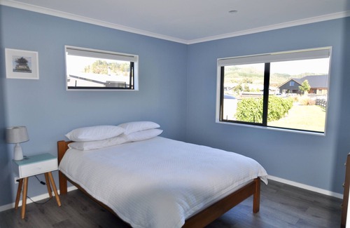 Cooks Beach Casa | Cooks Beach Voyager Holiday Home