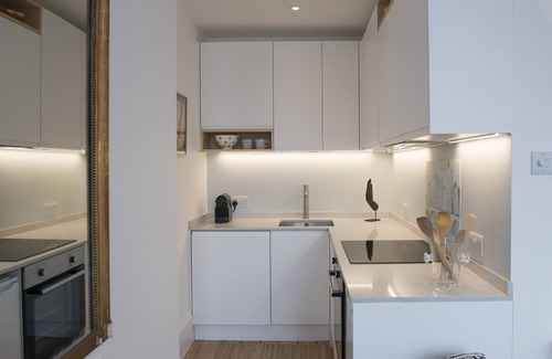 St. Helen's Apartamento | Refresque y calma Haven en Notting Hill