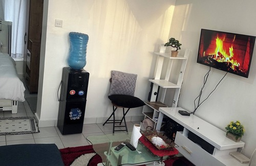 Lavington Apartamento | Cool and cozy studio apartment with pool in Nairobi