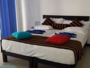 Akurala Hotel | Cool Beach Hotel