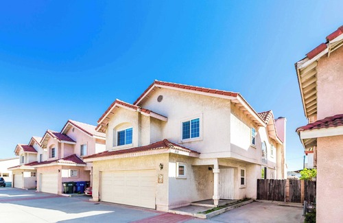 El Monte Casa | Charming Escape: Cool Breeze Retreat Awaits You in Deana Neighborhood! #41348