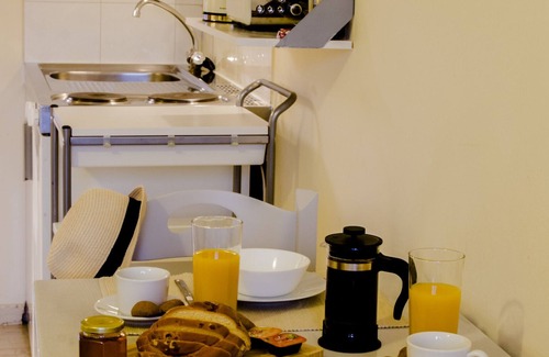 Karvelas Apartamento | Fresco, tranquilo, completo, Nefeli Stusios