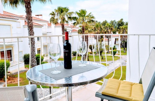 Portimao Apartamento | Cool Country Club Apt Portimão