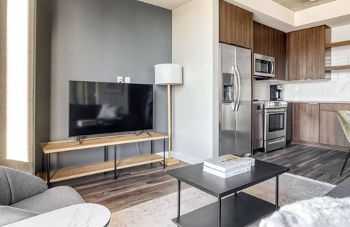 Golden Triangle Apartamento | Cool Golden Triangle 1BR w/ Pool, Gym & W/D, next to Park, by Blueground