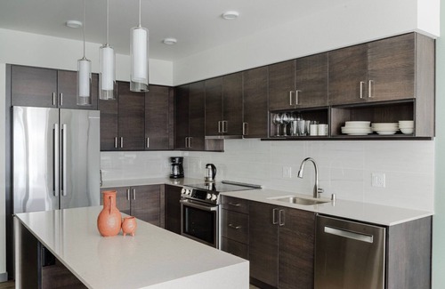 Totem Lake Apartamento | Cool Kirkland 1BR w/ Gym, Lounge, Balcony, A/C & W/D, by Blueground