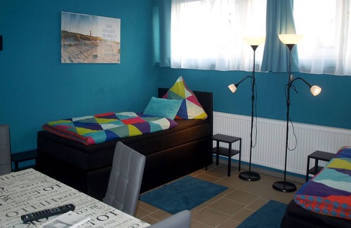 Sud Apartamento | desván fresco, 140 metros cuadrados, cerca de Düsseldorf / Feria / Aeropuerto / Estadio