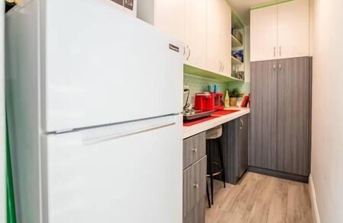 Flagami Apartamento | Cool Mini-Studio. 3mi to Airport. 11mi to Beach