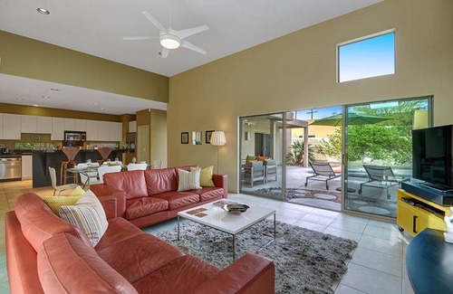 Racquet Club Estates Casa | Cool Modern Pool & Spa, 2 habitaciones + Casa privada Den