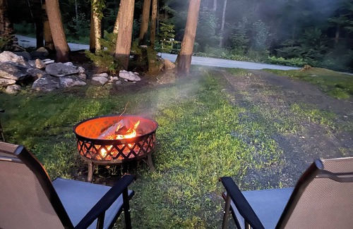 Mountain Acres Cabina | Cool Runnings Cabin: Rustic + Spacious w. Fireplace + FirePit 12 min to Stratton