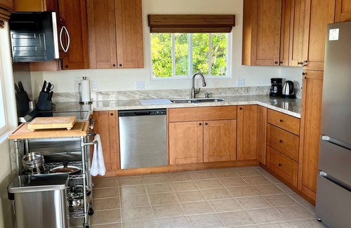 Discovery Harbour Apartamento | Cool studio in Naalehu with ocean views
