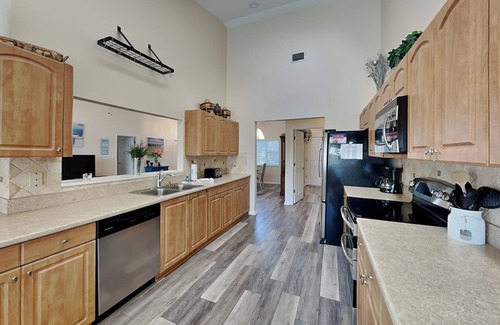 Palm Harbor Condominio | Cool Water