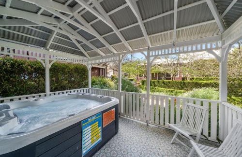 Katoomba Casa | Coolangatta House and Studio