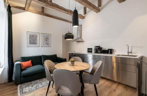 Weissensee Apartamento | COOLEST Apartment in Berlin, easy Check-in, big & cozy, near city center - especially for groups!