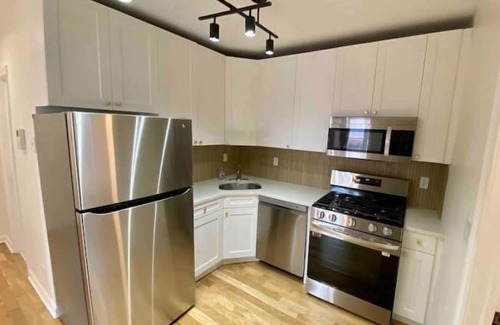 Communipaw Apartamento | Coolest Digs in Jersey City