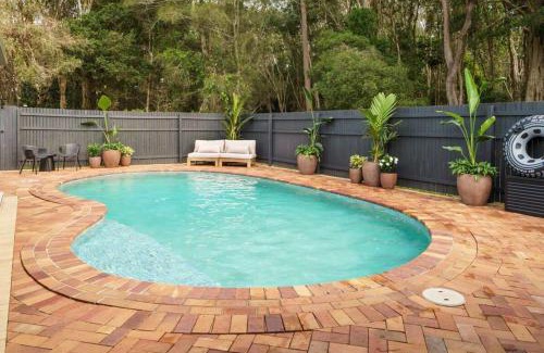 Coolum Beach Casa | Coolum Family Hideaway with Pool, Sauna & Ice Bath